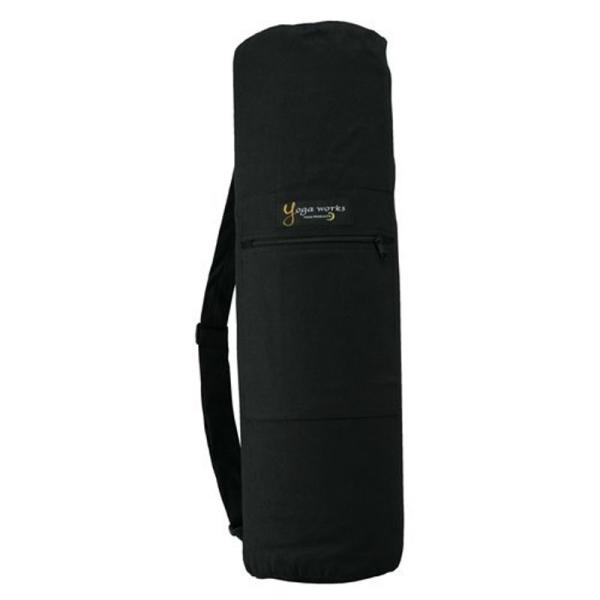 【商品名】　ヨガワークス(Yogaworks) マットバッグ YW-F504-C000 【商品説明】　・ショルダーの長さを調節できるアジャスター付き・マットとラグ、ウェアなどをまとめて収納できる・正面に小物を収納できるファスナー付きポケット...