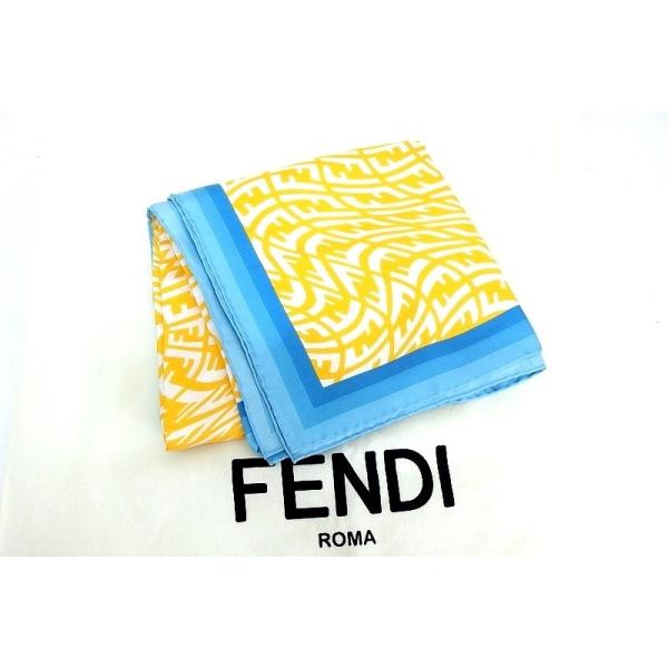 FENDI フェンディ ズッカ柄 シルク 大判スカーフ イエロー FENDI フェンディ ズッカ柄 シルク 大判スカーフ イエロー
