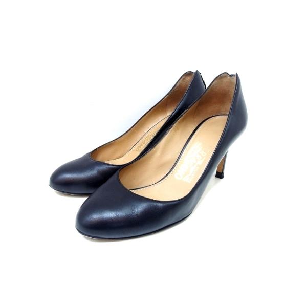 FERRAGAMO Salvatore Ferragamo サルヴァトーレフェラガモ ヴァラ