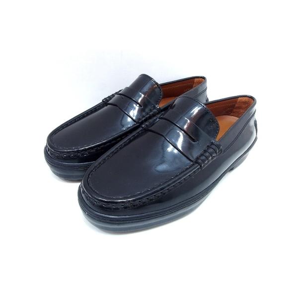 未使用級　トッズブラックパテントレザードライビングローファー　37 24センチ TOD'S（トッズ） パテントレザー ローファー ドライビングシューズ