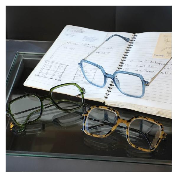 YGF158 大ぶり 上品 透明感 スクエアタイプ 送料無料  READING GLASSES リーディンググラス Reading Glasses 老眼 DULTON ダルトン 敬老の日 父の日 母の日