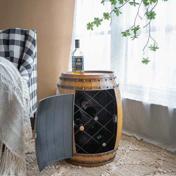 ワインラック サイドテーブル 樽型52×52×高さ61【材質】もみの木 90％ アイアン 10％【商品説明】クラシックな樽（バレル）をモチーフにした、存在感抜群のワインラック付きサイドテーブルです。味わいのある天然木の質感と、アイアンの重厚...