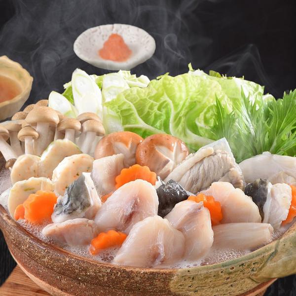 しろさばふくを豪快にカットし、ちり鍋用にセットしました。ふくちりのプリッとした食感と旨味をお楽しみください。ちり鍋後の残ったスープで味わうふく雑炊は格別です。