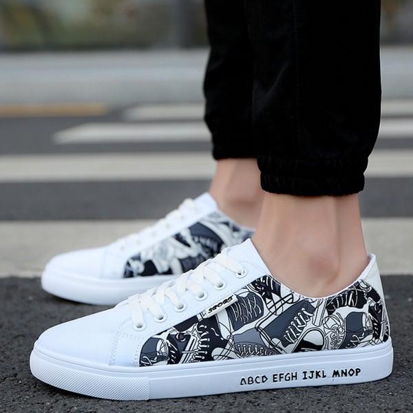 髪型 新鮮な柄 スニーカー メンズ