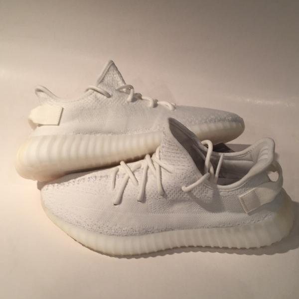 yeezy boost 350 v2 cream white uv light