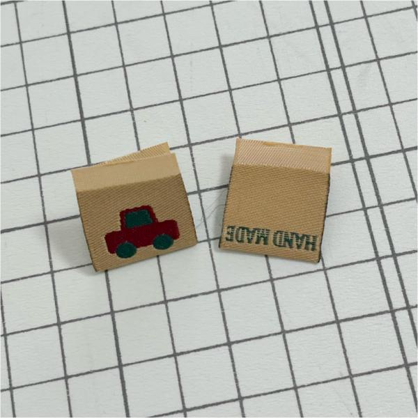 5枚セット刺繍タグ20mmピス-くるま（黄土）