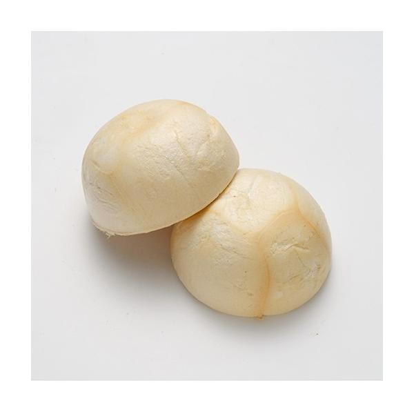 おわんのような独特な形をした岩船麩はつるりとした中にコシがあります。