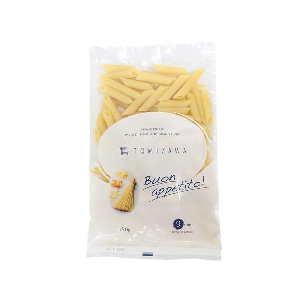 斜めに切った先がペン先に似ているパスタの筋入りタイプ。表面に小さな凹凸をつけ、ソースと良くからむ様に仕上げました。グラタン、サラダなどに。