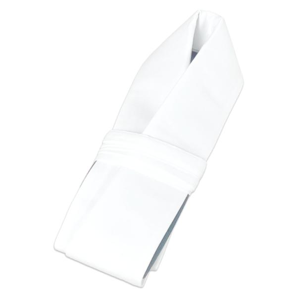 仕立衿 【袷・単衣用/夏用】肌着や襦袢の衿にかぶせるだけで美しい襟元ができる仕立て衿です。〔袷・単衣用〕と〔夏用〕の2タイプ。被せて紐で結ぶだけなので半衿を縫い付ける手間がかからず、すぐに着用できます。暑い日などは肌着の上に仕立て衿を被せて...