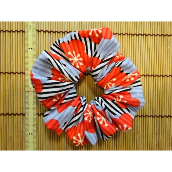 和柄シュシュ 縞文様 花柄 梅 赤色 約11cm Buyee Buyee Japanese Proxy Service Buy From Japan Bot Online