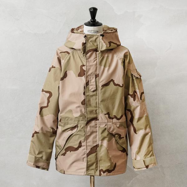 人気ブランドの デジタルカモ ecwcs ゴアテックス マウンテンパーカー