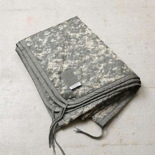 米軍 実物 ACU ポンチョ ライナーセット 米軍 実物 ACU ポンチョ ライナーセット