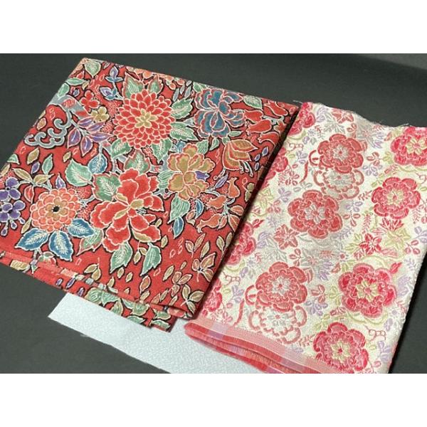 見頃生地、半襟、帯用の金襴のセット。ワインボトルサイズ、ペットボトルサイズ、どちらでも作れるように、少し多めに生地が入っています。色柄のコーディネートがされておりますから、型紙通りに切って縫うだけ。※型紙は別売りです※クリックポストで発送します