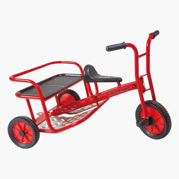 ●3人で乗ってタクシーのごっこ遊び。 想像の世界での遊びの幅が広がります。耐荷重：100kg【サイズ】本体サイズ：680×620×960mm、座面高さ：380mm【質量】20.3kg【材質】スチール、ポリプロピレン