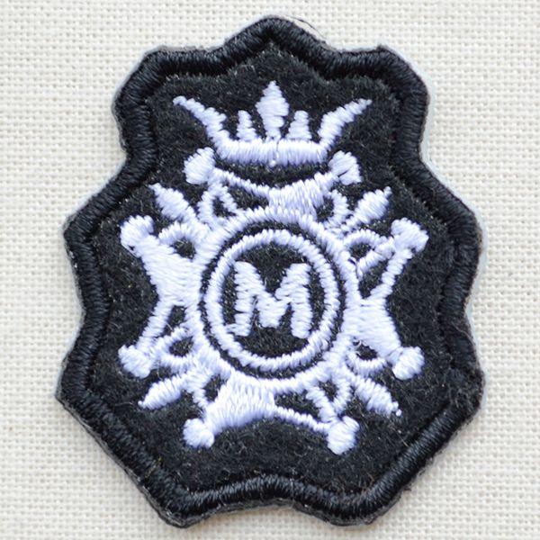 ワッペン アイロン おしゃれ 刺繍 ミニエンブレムワッペン Mクラウン