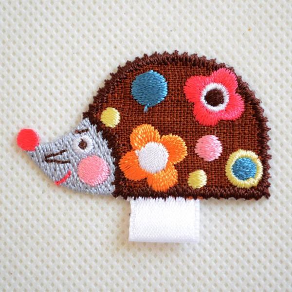 ワッペン アイロン おしゃれ 刺繍 名札つけアップリケ ハリネズミ 名前