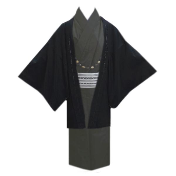 どんなお着物にも合わせやすいお仕立上がり紳士用羽織。 年代幅も広くお使い頂けます。 着物に重ねるだけでオシャレ度ＵＰ。 冬のオシャレアイテム。お仕立上がり羽織。 寒さだけでなく大切なお着物をチリやホコリからも守ってくれる冬の必須アイテム。羽...