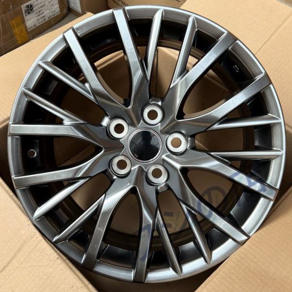 17×7.5J 5 穴 PCD114.3 ET+35 ハブ 60.1 トヨタ マーク X クラウン カムリ レクサス IS GS ES スバル BRZ アルミホ