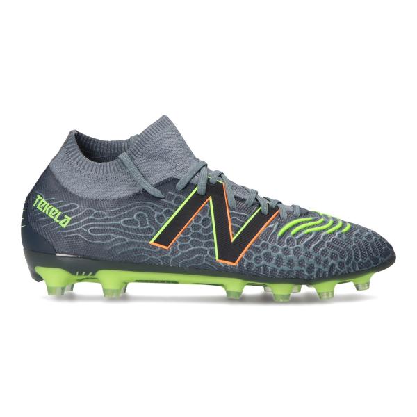 ニューバランス TEKELA PRO HG MST1H (サッカースパイク) 価格比較