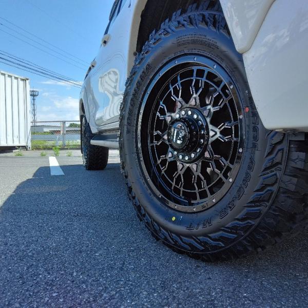 HILUX ハイラックス 新品 タイヤホイール 4本セット ヨコハマ 