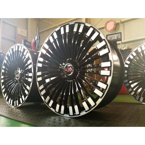200系 ハイエース,レジアスエース 当社特選海外タイヤ 225/35R20 20