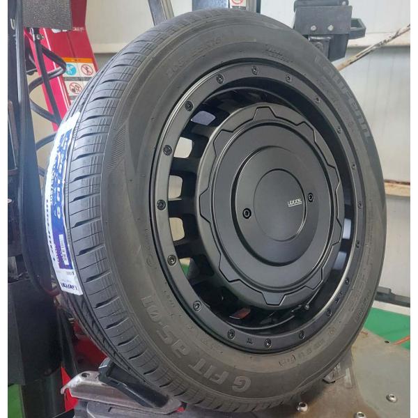 ハイエース プリウスα VOXY セレナ LEXXEL SwaGGer 当社特選タイヤ 205