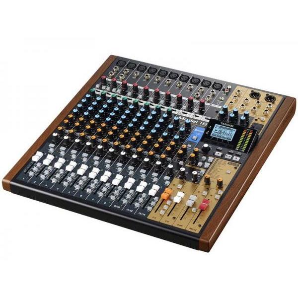 TASCAM(�^�X�J��) MODEL 16 �� 16�g���b�N���R�[�f�B���O�~�L�T�[  �y10��22�����_�A�݌ɂ��� �z