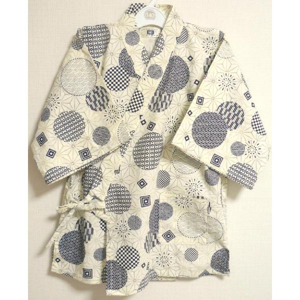 素材　綿100％こちらは仕立上りの商品です。（生地：日本製　縫製：中国製）サイズ　140サイズ（11・12才用)お急ぎの場合は、ご注文の前に上部メニューの「お問い合わせ」より、メールにて在庫の確認をお願いいたします。セット内容　上着とパンツ...