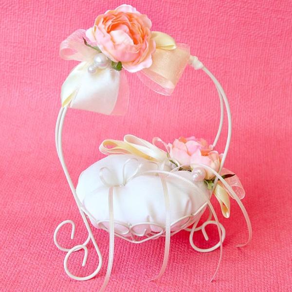 リングピロー 完成品 結婚式 ウェディング 結婚祝い おしゃれ ブライダル 挙式 かわいい 持ちやすい リングボーイ リングガール バラ プレゼント あすつく Buyee Buyee Japanese Proxy Service Buy From Japan Bot Online