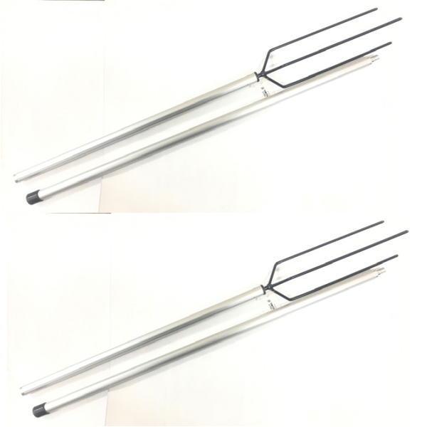 コアな潮干狩りファンご用達のアイテムを製品化！砂を掘ることなく、砂に突き刺して効率よく広範囲にハマグリを探索できます。カツン！と手ごたえを感じたら砂を掘ってハマグリGET！シャフト部分で2分割でき、コンパクトに運搬・収納できます。各部の形状...