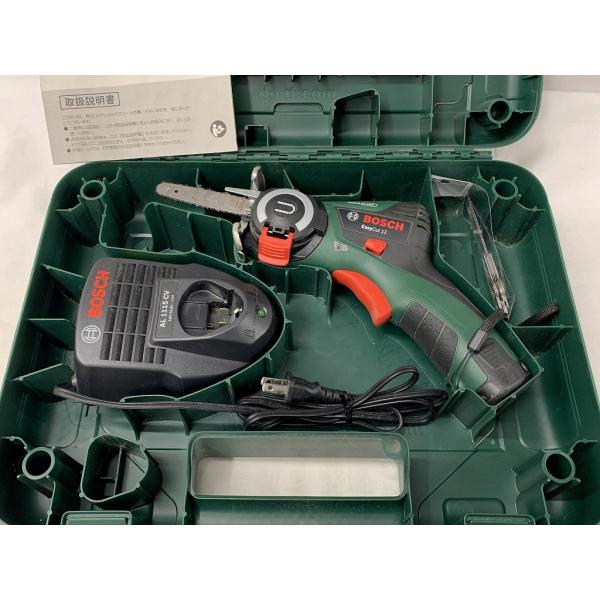 シリアル番号：3603CC9050ボッシュ10.8VコードレスマイクロソーCUT1108新設計ナノブレードテクノロジーを採用、屋外樹木の枝払いや木板切断に。付属品：箱取説替えマイクロソー充電器バッテリー※主な付属品を記載するようしております...