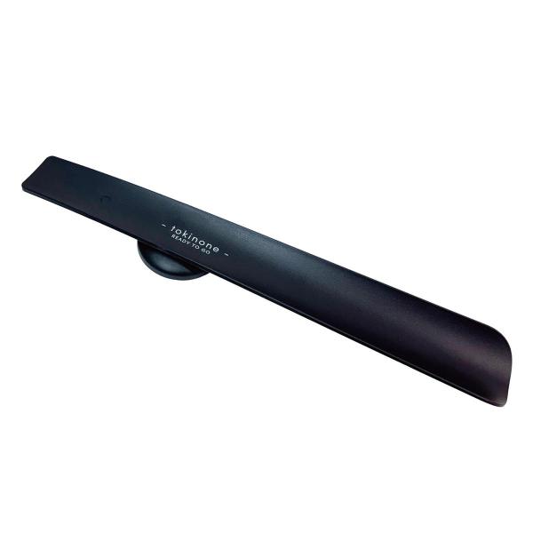 壁に取り付ける省スペースな靴べら土台を貼り付ければ磁石で収納できる【サイズ】靴べら：約H35×W5.4cm土台：約φ6×D1.4cm【材質】ポリプロピレン、磁石【JAN】4526112466269【パッケージサイズ】375×90×23mm【...