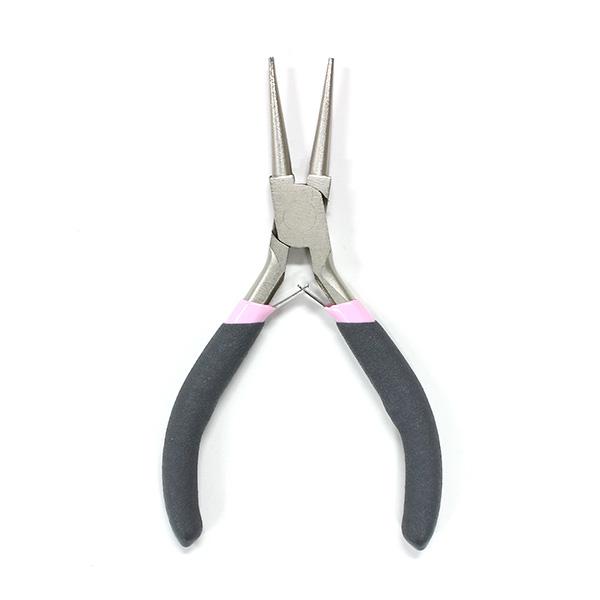 【アイテム説明】ビーズやアクセサリーなどの手芸に最適。パーツを曲げるときに便利な丸型のペンチです。【サイズ】全長：123mm 幅：70mm【材質】鉄(ニッケルメッキ)、鉄(クロームメッキ)、塩化ビニル樹脂【JAN】4991203187949...