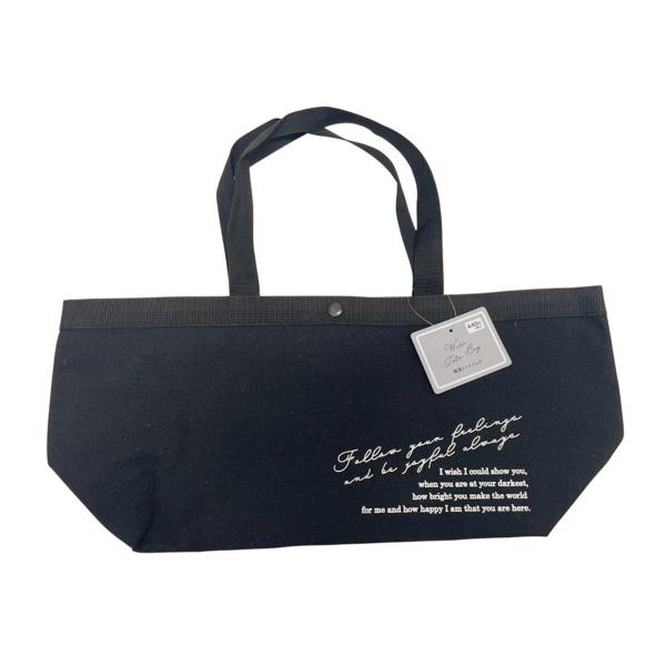 ナチュラルテイストのバッグシリーズ。【サイズ】縦20cm×横31cm×マチ15cm【材質】表地/ポリエステル,綿,レーヨン,裏面コーティング/塩化ビニル樹脂【JAN】4535792435014【パッケージサイズ】200×450×20mm【関...