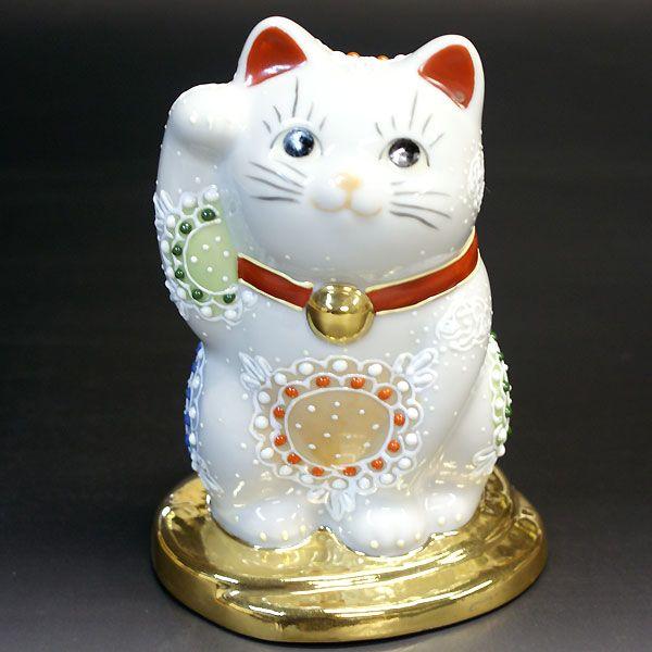 開運 招き猫 置物 円らな瞳で金運招く 九谷焼 小判乗り招き猫 白盛くん Buyee Buyee Japanese Proxy Service Buy From Japan Bot Online