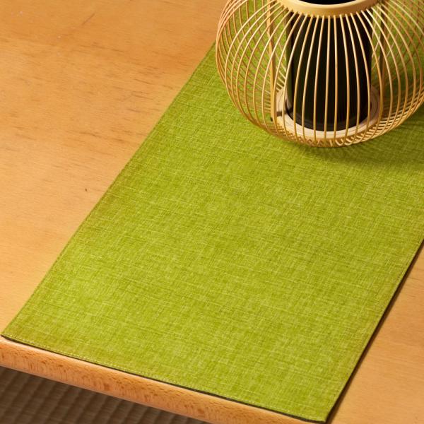 麻のような織むらのある生地をもちいた、シンプルなランナークロス。日本らしい色と、この生地を組み合わせる事で、とても雰囲気が良く、またシンプルで使いやすいシリーズとなりました。ポイントは両面使える事。同系色の色を両面でリバーシブルにする事で、...