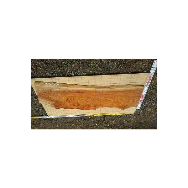 けやき（欅）1780（長さ）、　400〜520〜480（幅、木表、表面の平らな部分の寸法）40（厚み）単位ミリ、       写真の縦横のマス目は5cmです、写真1〜11枚目木表、12〜20枚目木裏を表示しています、自然乾燥材です、    ...