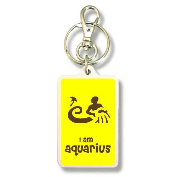 SIZE:W3.3cm H5cm屋外使用ＯＫ！耐水性のあるステッカーがキーホルダーの両面に張られています。便利な2WAYなので鍵と一緒はモチロン、カバンや携帯など色々なところでお楽しみ下さい。