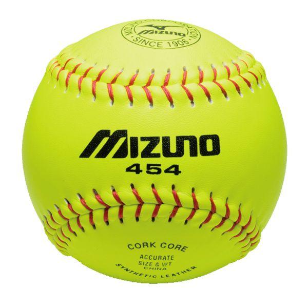 ソフトボール用練習球です。■ソフトボール★メーカー：ミズノ★商品名：革ソフトボール３号・練習球（イエロー） ミズノ454★品番：1BJBS45400★素材：合成皮革（ポリウレタン加工）★カラー：イエロー★数量：１球★生産国：中国製、ベトナム...