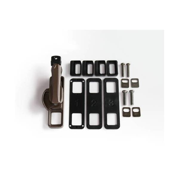 キーでロックできる、交換用クレセント錠です。サッシ・窓・玄関防犯・補助錠・防犯用品シリーズ■特徴施錠したあとキーを抜くことができるので、窓ガラスを割られても窓の鍵(クレセント)を回されることがありません。サッシの交換用クレセント。施錠したあ...