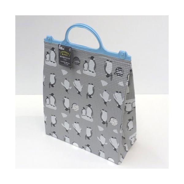 お買いもの時やアウトドアに便利なアルミバッグ！■ 軽量で手軽に使える保冷バッグ！・食品や飲み物等の保冷に便利なペンギン柄アルミ製保冷バッグです。■ 外気を遮断！・断熱性の高い素材で保冷効果が高く、冷凍食品のお買い物などに便利です。・市販の保...