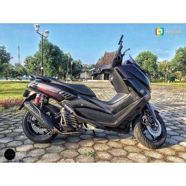 NMAX 125 155 ビームズ R-REV レーシング　マフラー NMAX 125 155 ビームズ R-REV レーシングマフラー