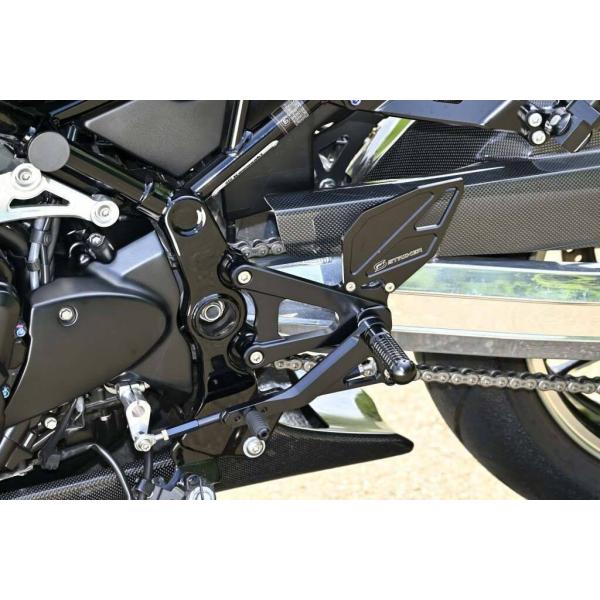 STRIKER ストライカー FORTI STEP KIT カラー：ブラック Z900 SE Z900RSCAFE Z900RS KAWASAKI カワサキ バックステップ ステップ 足回り