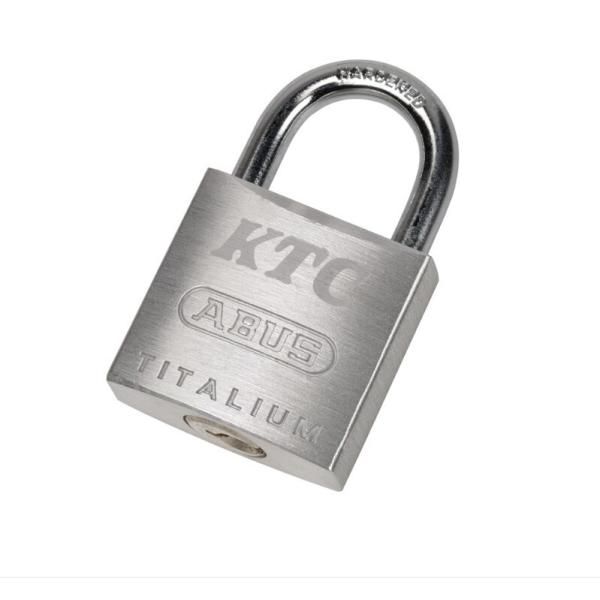 ※詳細な出荷時期はご注文後にメールでご案内します。■商品番号YG-259■JANコード4989433865508■商品概要●サイズ：本 体：約W24.5×D12×H42mm、ツル：内径13mm×13.5mm、Φ4mm●材質：本体(特殊アルミ...