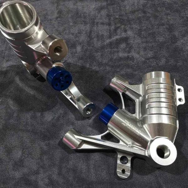 WR3 ダブルアールスリー フロントフォークボトム ZX-25R