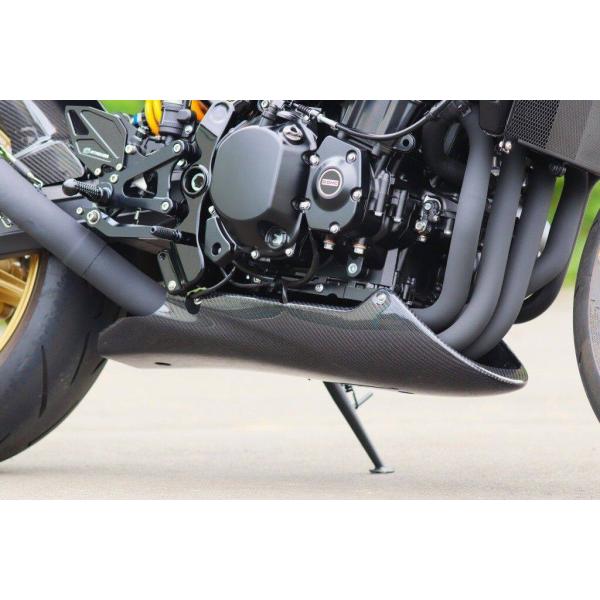 STRIKER ストライカー エアロデザイン“SAD”スペシャルアンダーカウル 材質：平織カーボン／クリア塗装仕上げ Z900RS SE Z900RSCAFE KAWASAKI カワサキ 外装