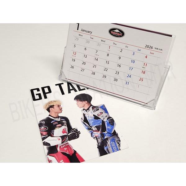 ◆レースシーンなどの写真がプリントされた　デスクなどに最適なコンパクトなカレンダーです◆表紙はまるでCDのジャケ写のような　チャントラ選手、小椋選手のツーショット！◆KUSHITANI クシタニ◆デスクトップカレンダー◆卓上カレンダー◆20...