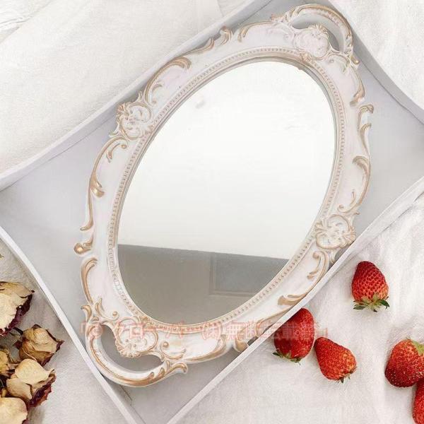 多機能トレイ: ジュエリー、アクセサリー、香水、化粧、スキンケア製品の整理、また理想的なサービングトレイ (食品に直接触れないように) に最適なミラー加工化粧台。美しいヨーロッパスタイル :ヨーロピアンスタイルのミラートレイは、花柄の模様が...