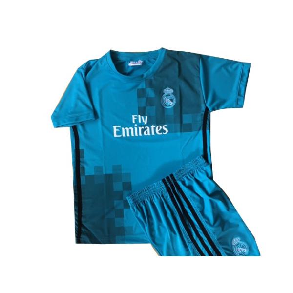 17 18年モデル レアルマドリード アウェイ 青 子供用上下セット Buyee Buyee 提供一站式最全面最专业现地yahoo Japan拍卖代bid代拍代购服务 Bot Online