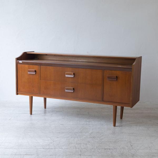 【アンティーク】木製 サイドボード キャビネット 英国風 収納飾り棚 ビンテージ アンティーク家具 棚 サイドボード キャビネット イギリス ビンテージ